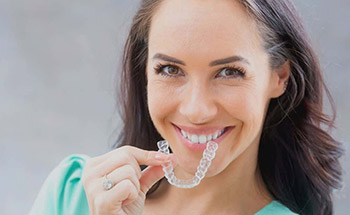We are an official Invisalign provider in Chicago's Streeterville neighborhood.